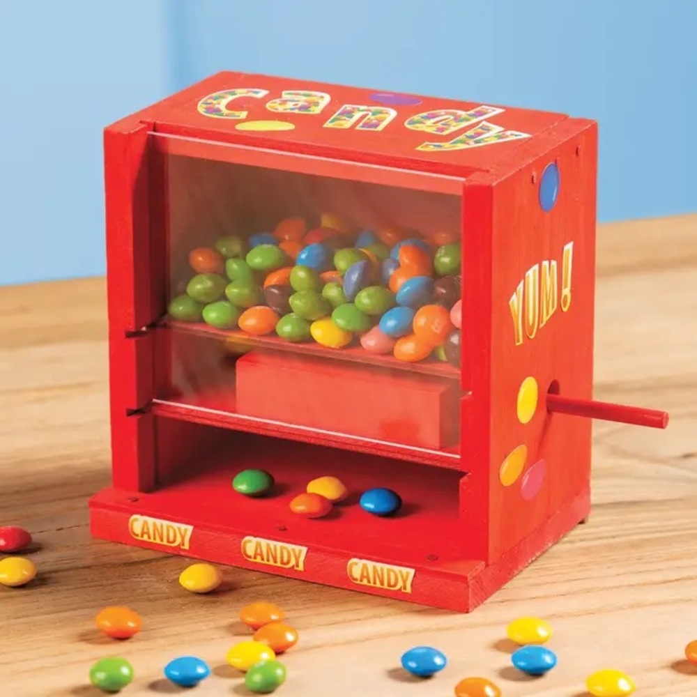 Brand new Annie’s Young Woodworkers kit Club Candy Machine